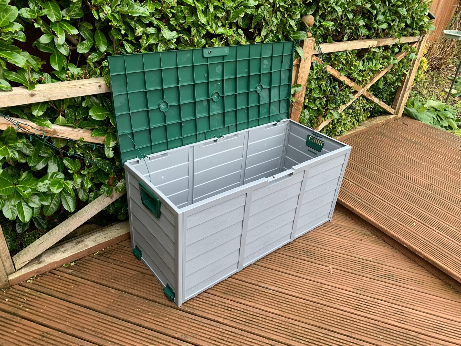 Why Choose An Outdoor Storage Box?